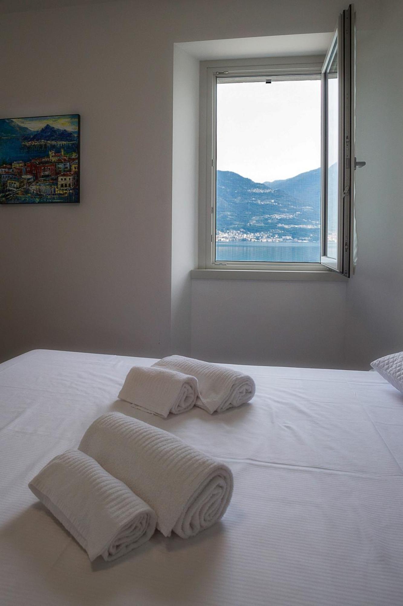 Lakefront Home Residenza Il Gallo In Riva Al Lago Pisogne Buitenkant foto